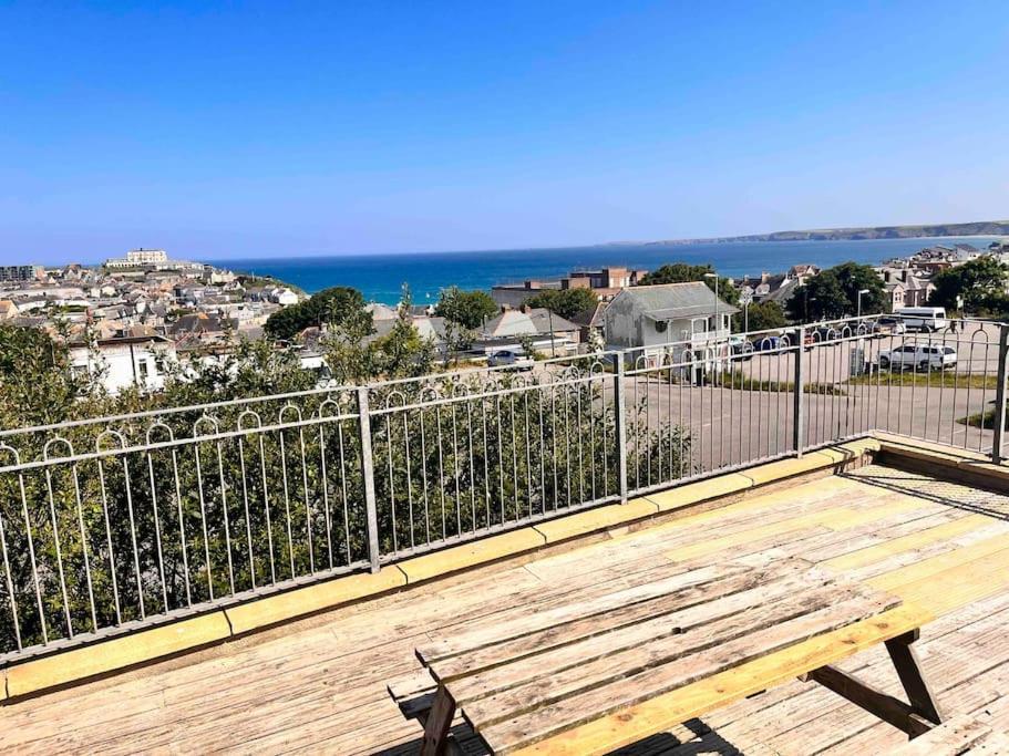 2Bed With Pool & Sea View Apartment New Quay Exterior foto